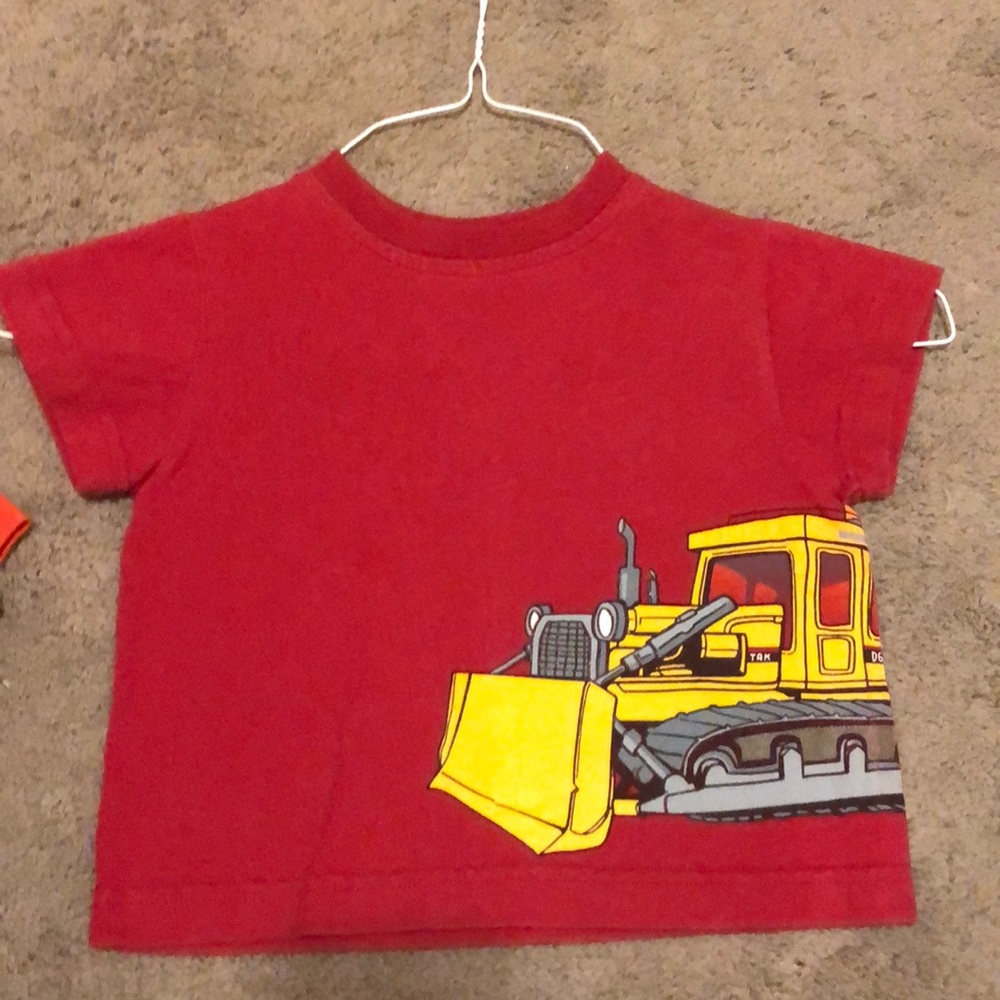 Boys 2T KRU red construction T-shirt